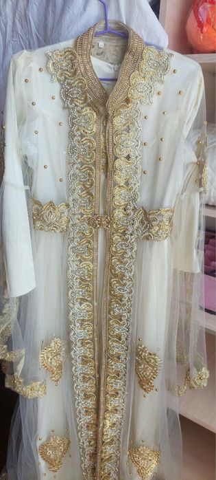 Milliy kiyimlar kelinlar uchun S M razmer