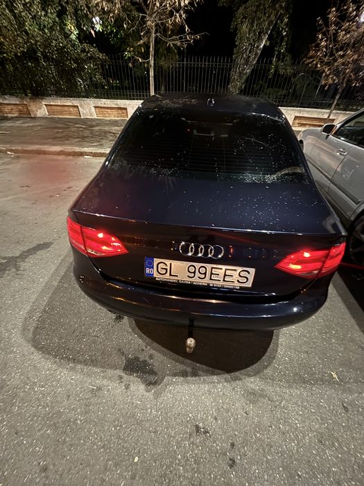Audi A4 2012 sedan