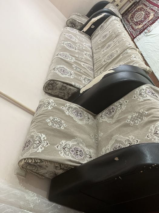 Диван     Диван + келісім бар, шұғыл сатылады