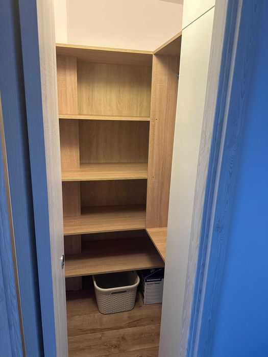 Apartament 2 camere, str Tarnita