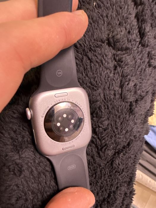 Apple watch series 11 GPS+CELLULAR