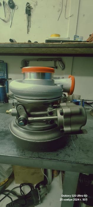 Турбина новая HY40V (Курсор 8) Ивеко