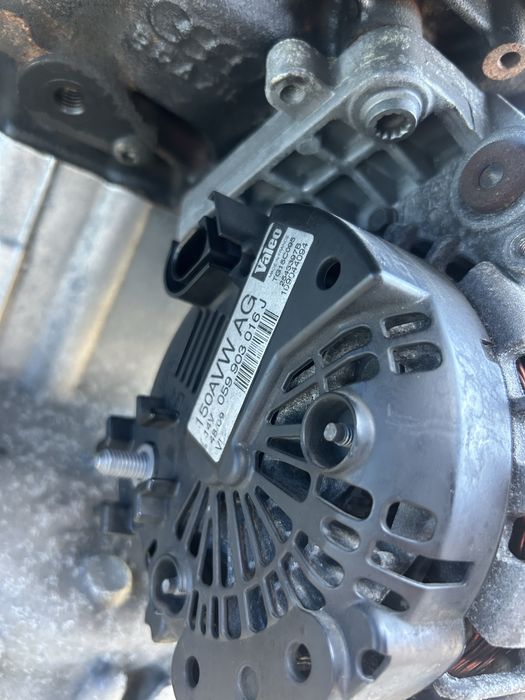 Alternator Audi A5 2.7 Tdi 2009
