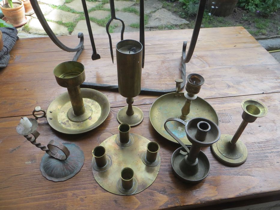 Медни и бронзови антикварни съдове