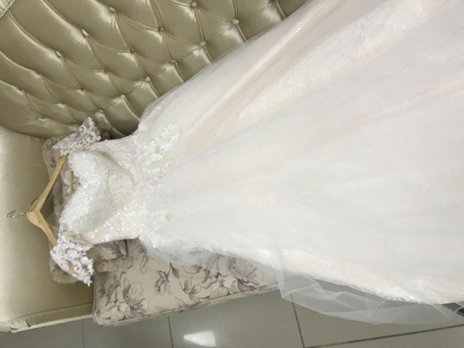 Продам свадебное платье покупала в Стамбуле