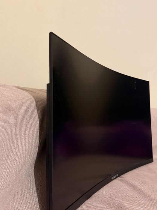 Монитор Gigabyte 32 дюйма 165гц VA