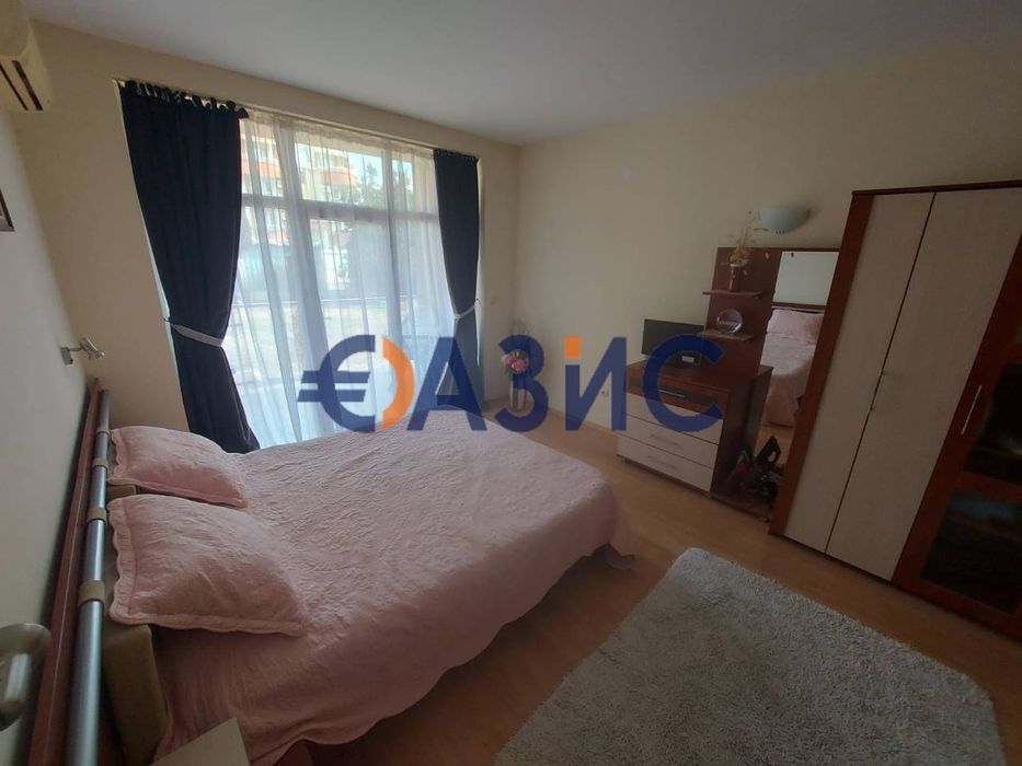 Продава се Двустаен апартамент в к.к. Слънчев бряг - 96 кв.м за 494 €/кв.м - Снимка #6