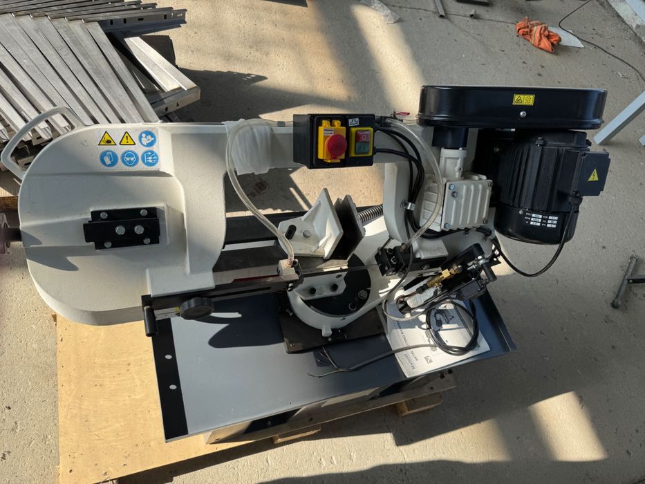 Лентоотрезна машина