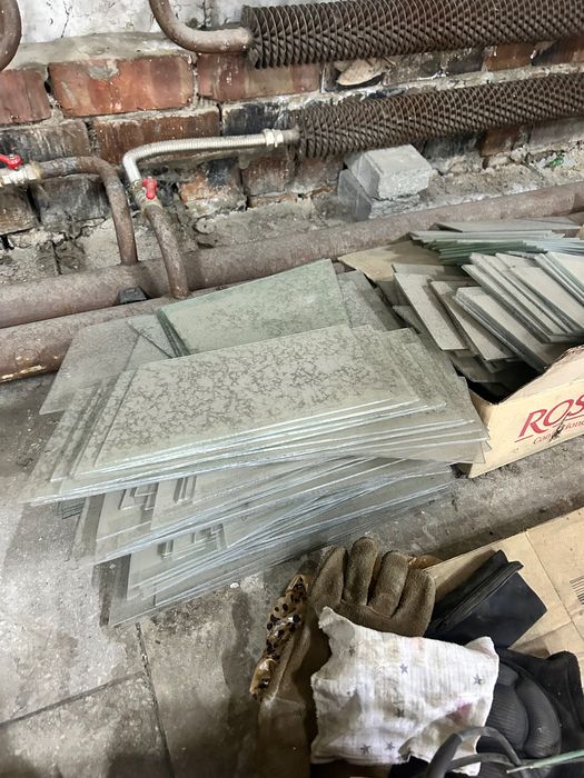 Отдам стекло бесплатно