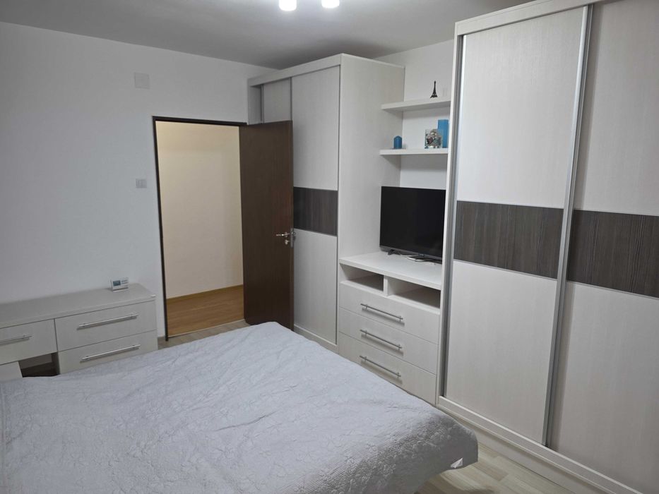 Apartament cu 3 camere modern si spatios in Fratii Golesti
