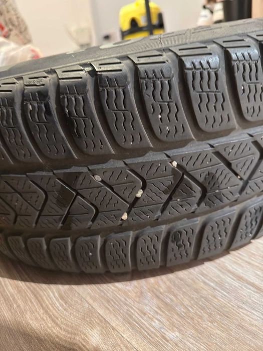 Set jante OEM VW 215/55 R17 + cauciucuri iarnă Pirelli Sottozero