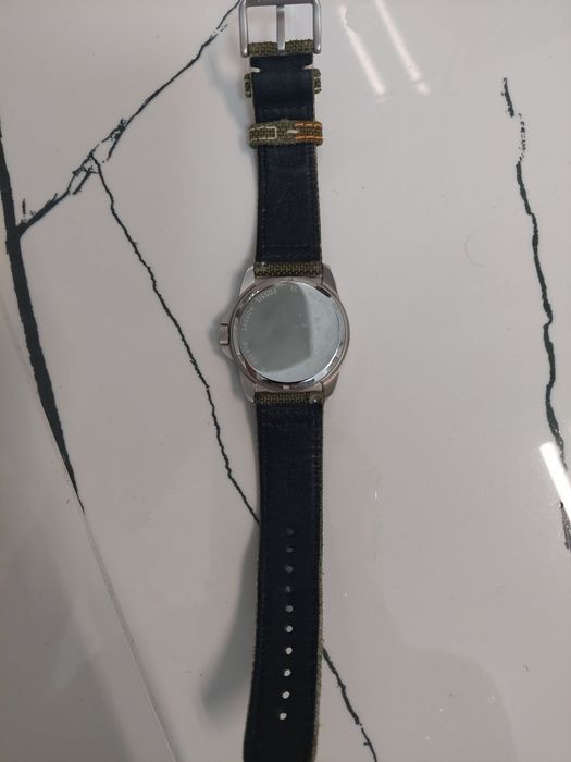 Ceas Fossil water resistant