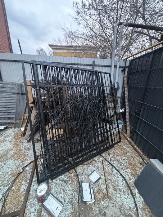 Продам решотки металические