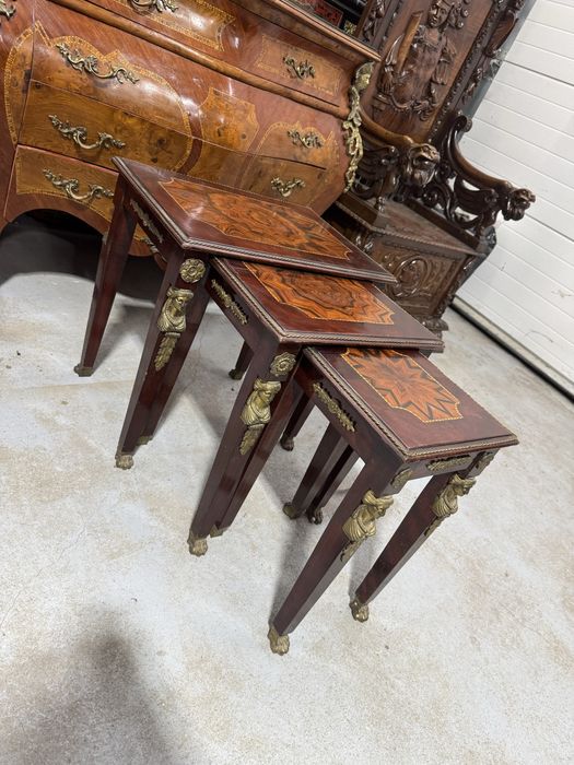 Set 3 masute empire din lemn cu intarsii si elemente bronz