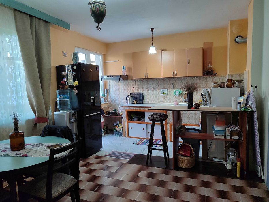 Продава се Четиристаен апартамент в Добрич, Център - 112 кв.м за 1036 €/кв.м - Снимка #4