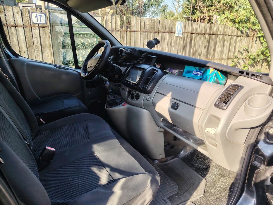 RENAULT Trafic 2005 — imagine 5