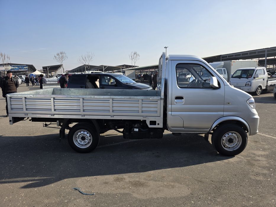 Dongfeng   D50 mini trus