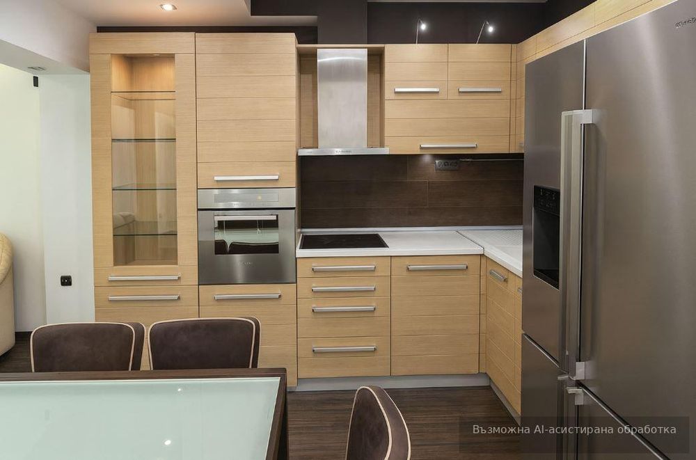 Дава се под наем Тристаен апартамент в Варна, Център - 90 кв.м за 797.64 € - Снимка #1