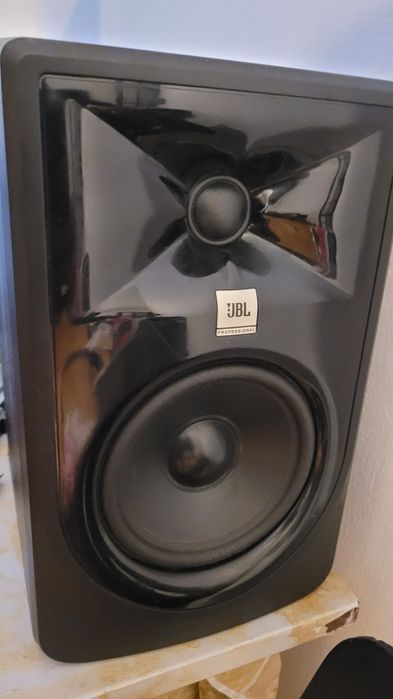 Monitor JBL - profesional