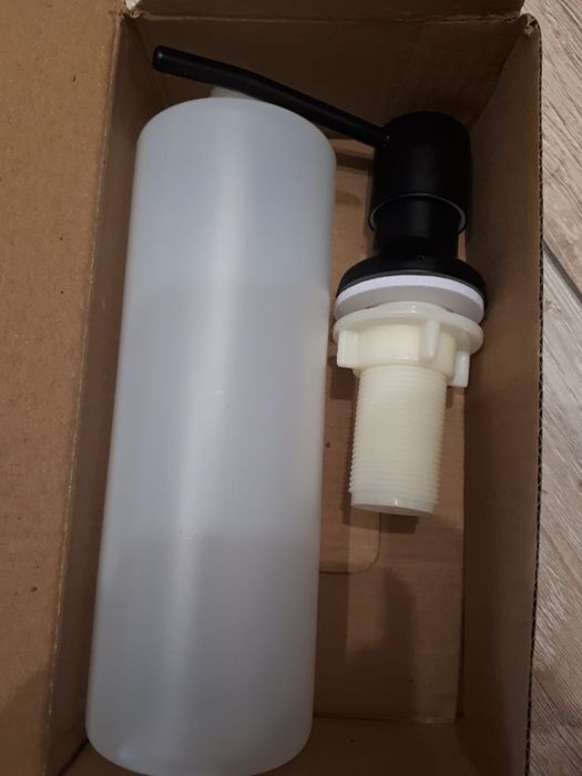 Продаётся кухонная мойка