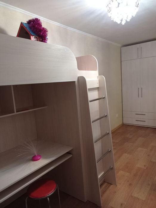 Продам детскую кровать, 100 000