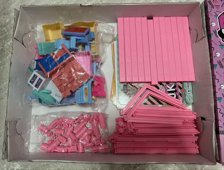 Игрушечный домик LOL