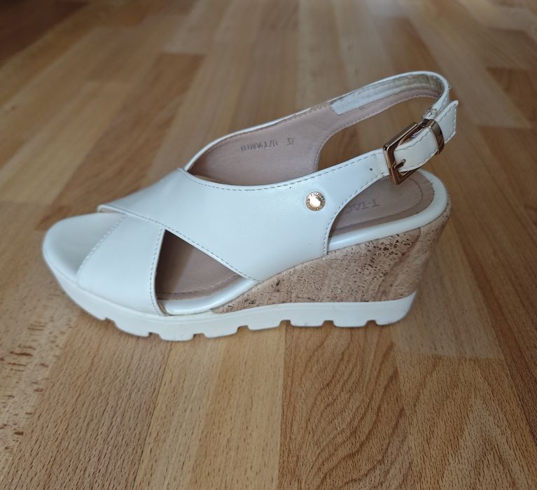 Продам туфли в отличном состояний