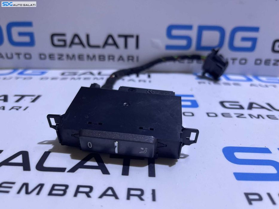 Buton Gura Grila Aer Aerisire Ventilatie Cotiera Stanga Spate Volkswagen Phaeton 2002 - 2010 Cod 3D0919815N