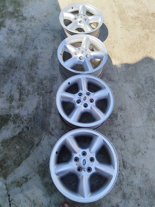 Джани 18ки Ленд Роувър