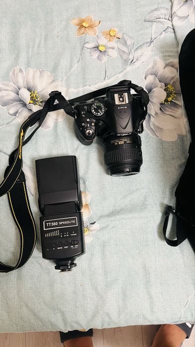 Nikon 5200 folosit putin timp