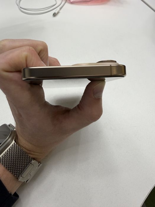 iPhone 16 Pro Max 256gb (EAC, оригинал)