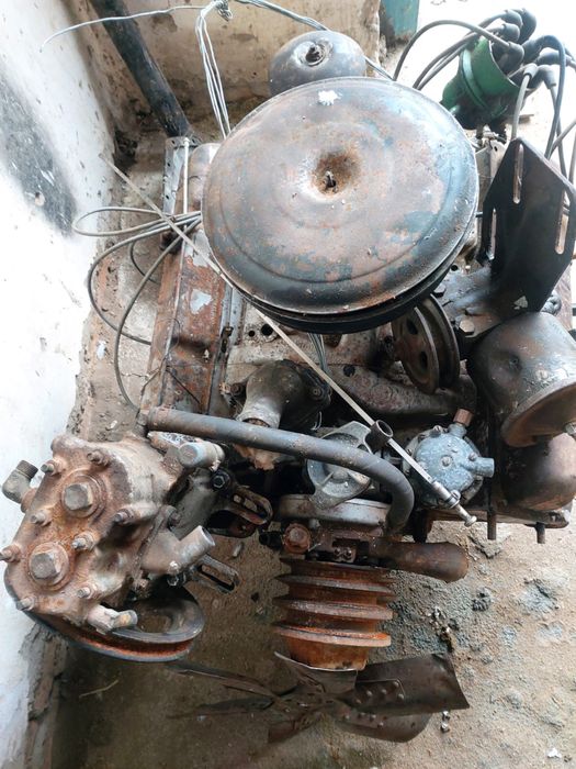 Мотор Зил 131 уралски