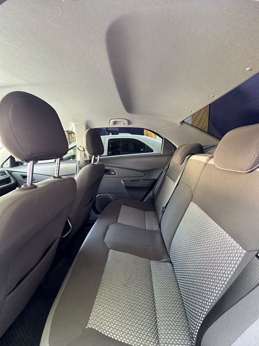 Chevrolet Cobalt 2024 — 3