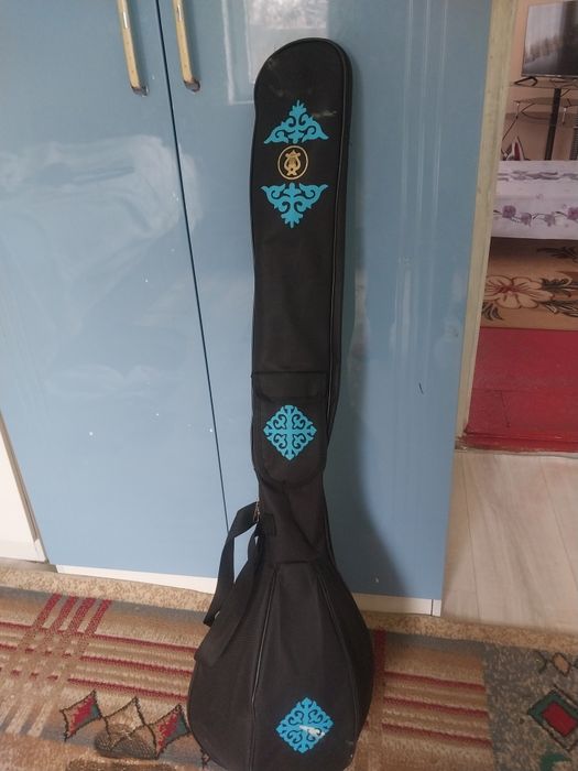 Домбыра сатылады