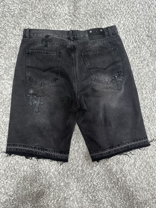 Blugi scurti chrome hearts
