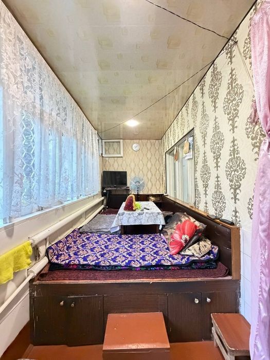 Продаётся квартира Юнусабад 15кв 4/1/5
