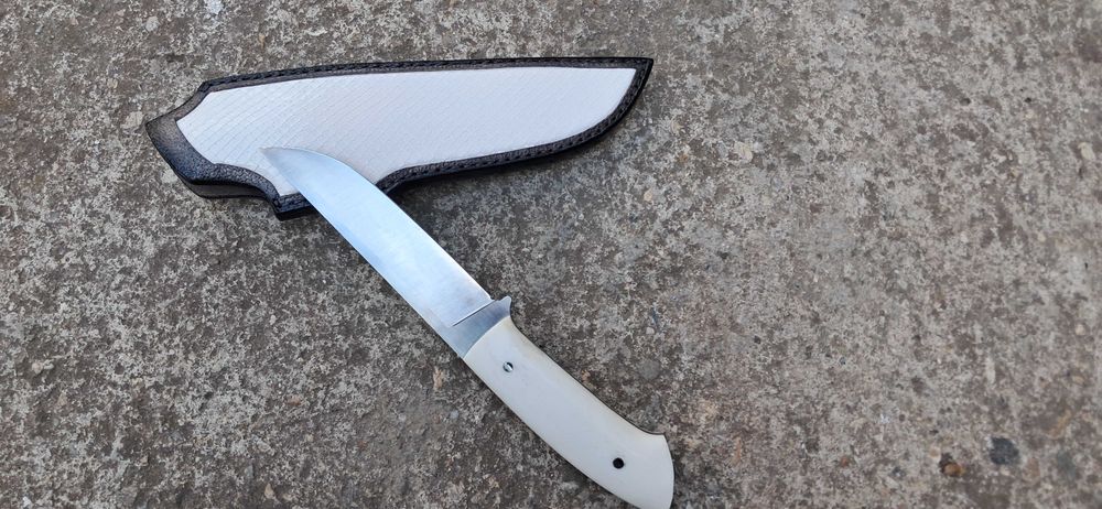 Нож от стомана S390