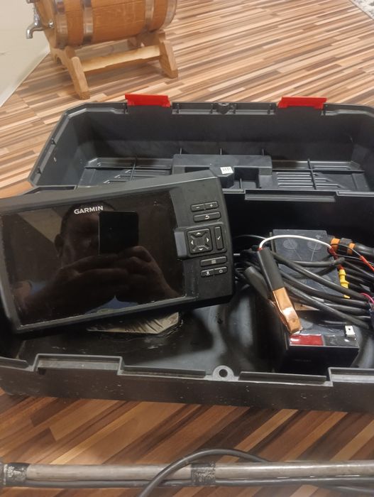 Сонар Гармин седем инча почти нов със сонда