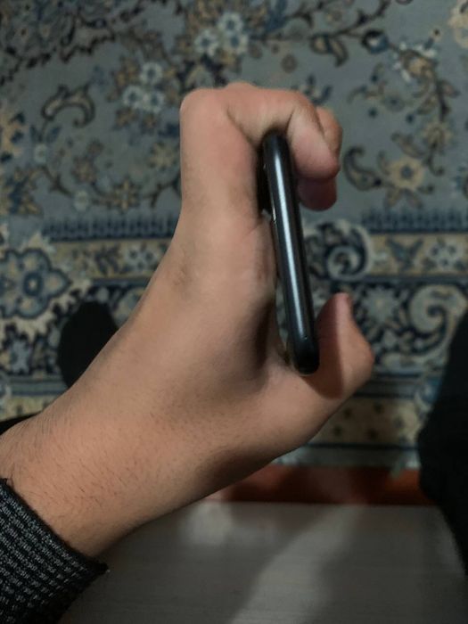 Iphone se 2020 sotiladi