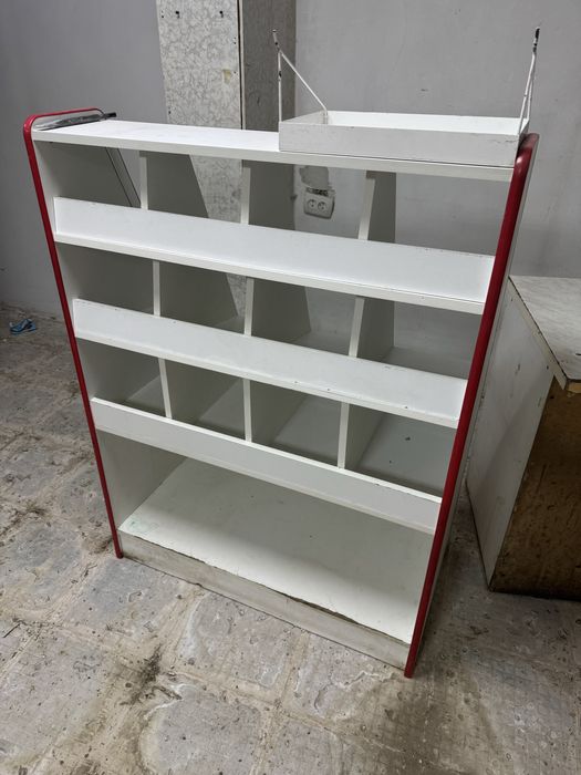 Полки для магазина