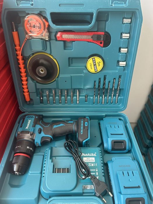 Шуруповерт дрель ударный макита