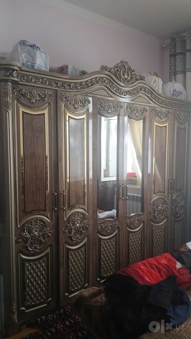 Спални гарнитур сотилади. Холати янгидай кам ишлатилган