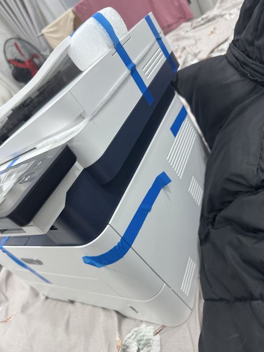 Принтер продам новый