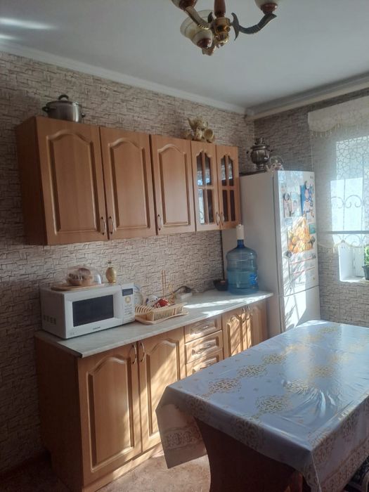 Продается полдома