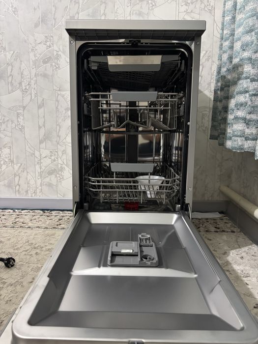 Новый посудомойка Hansa  продаётся