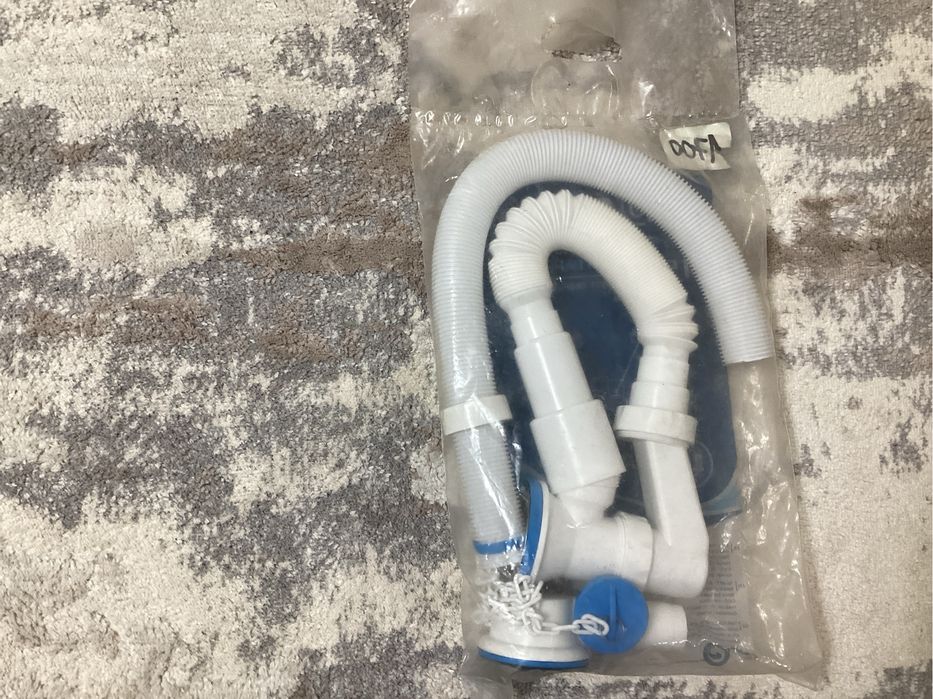 Продам сифон для ванны новое