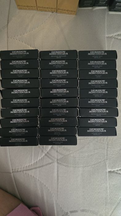 Vand  produse cosmetice YSL DIOR ARMANI NARS 120 ron/buc  + Gilette one blade 100 ron