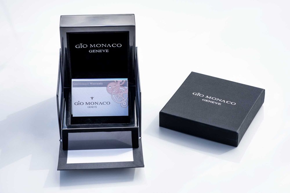 Gio Monaco Obloide Chronograph Valjux 7753 300pcs. Limited