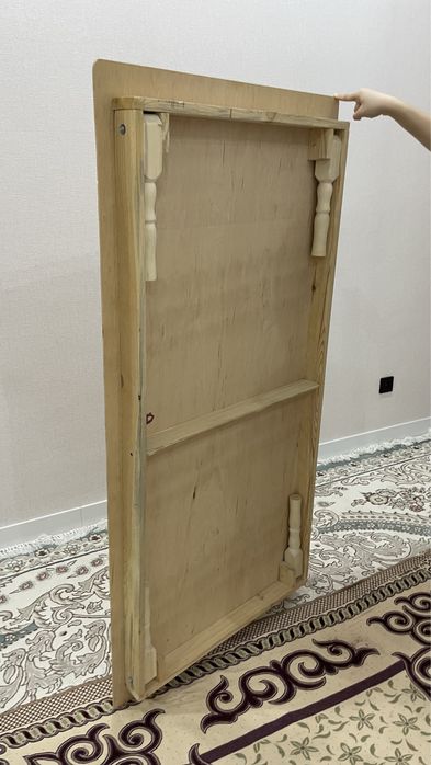 Бу Жер стол сатылады 15000