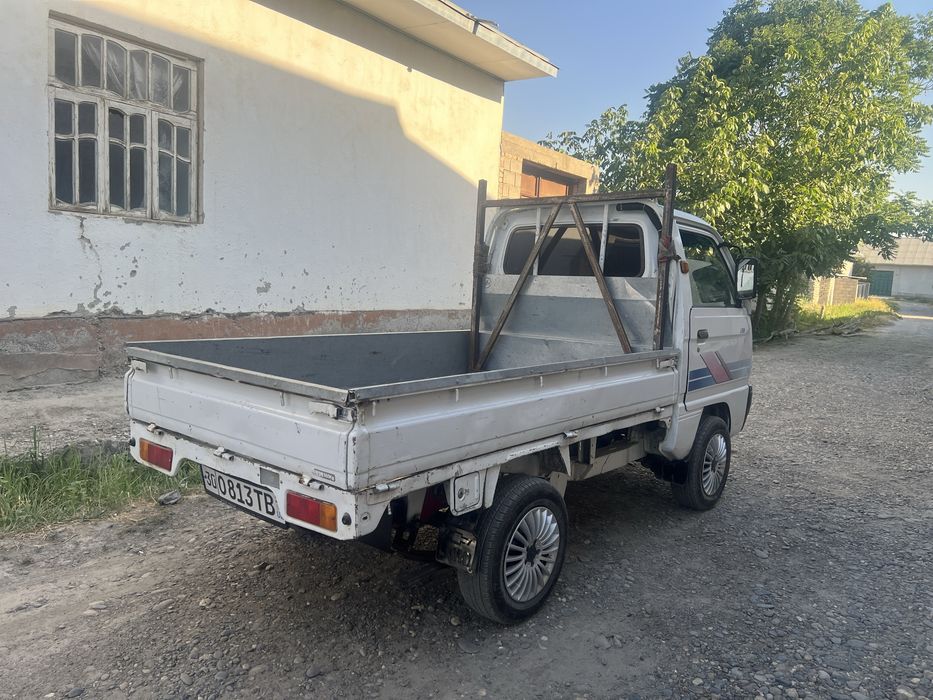 Chevrolet Labo 2012